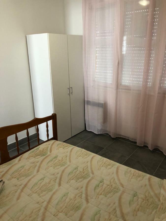 Residence Nelly Tarbes Esterno foto